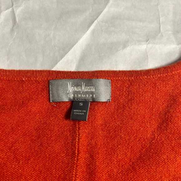 Neiman Marcus Cashmere Sweater V Neck Long Sleeve Orange Knit Top - Picture 2 of 5